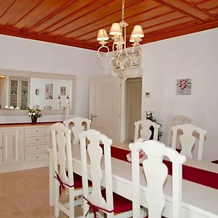 Olhos De Agua Sleeps 10 Pool Air Con Wifi Villa *