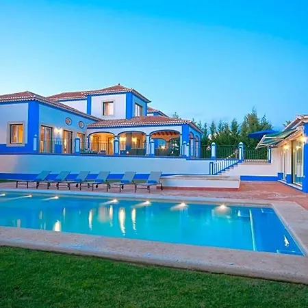 Olhos De Agua Sleeps 10 Pool Air Con Wifi فيلة *
